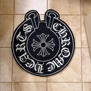 Black chrome hearts Logo Round Rug with White Script